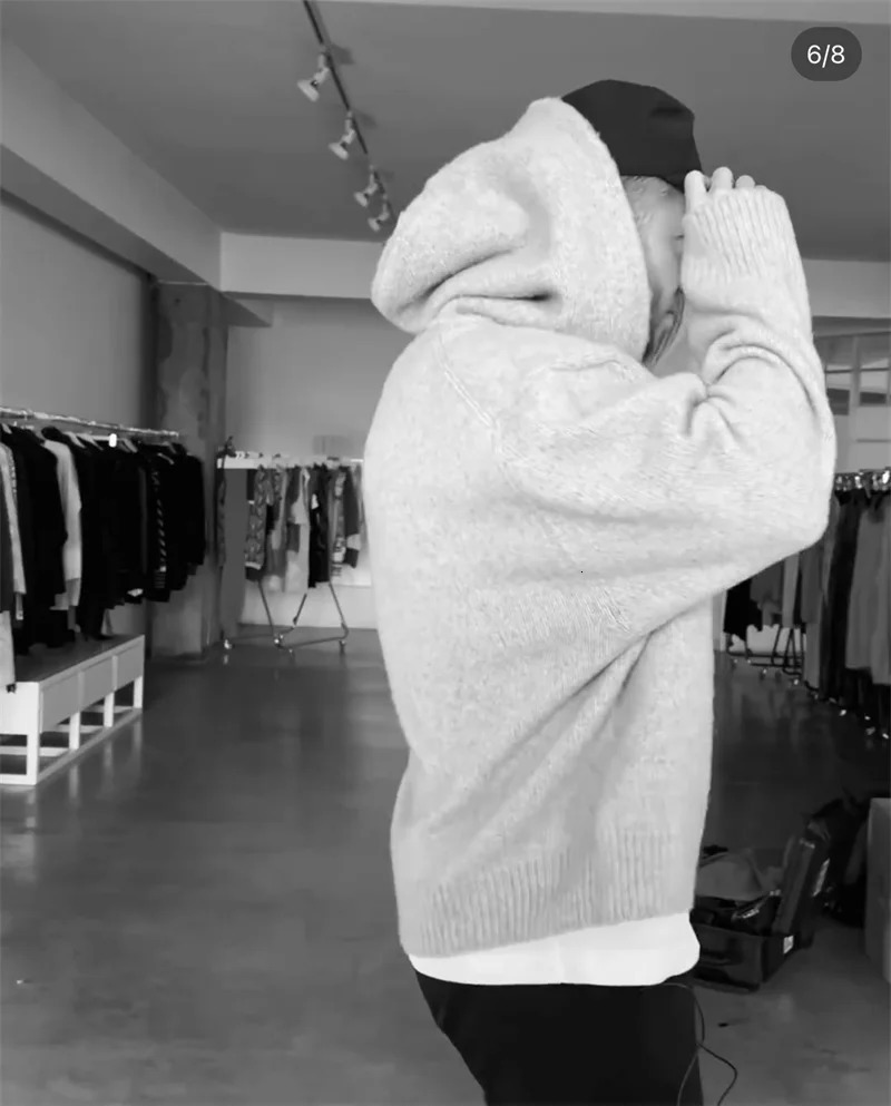 24ss Oversized CB Knitted Hooded Sweater Jacquard Crewneck Knit Hoodies Casual Women Men Wool Sweaters 250311