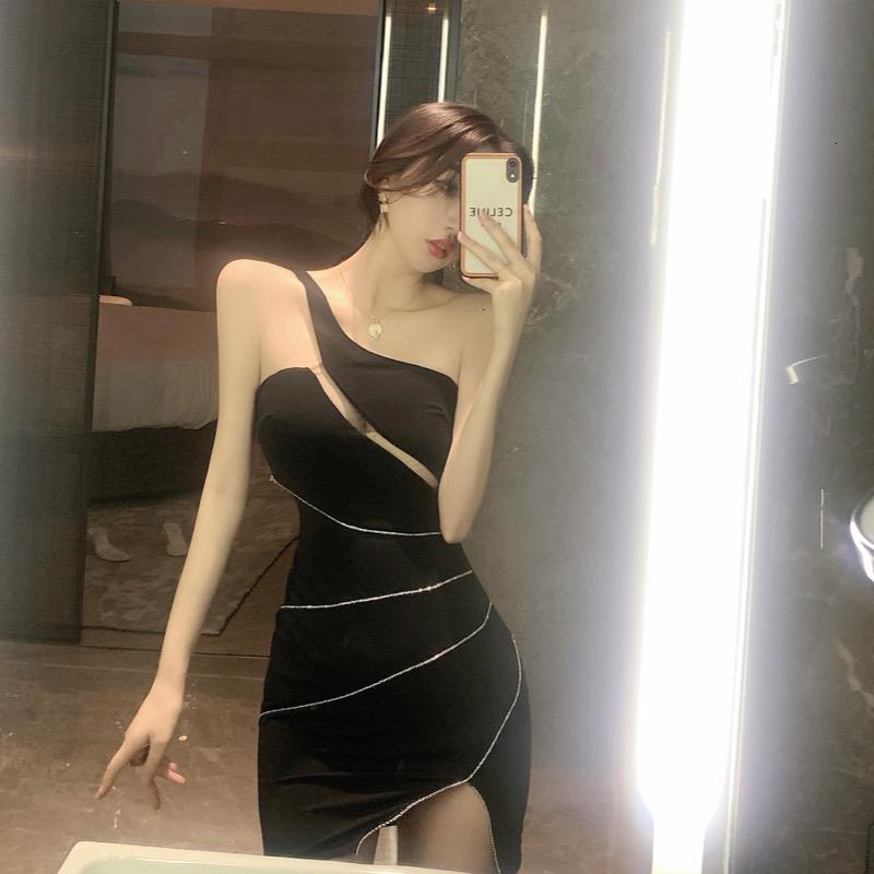 ADYCE Summer Women Bandage Dress Sexy One Shoulder Zipper Black Clubwear Dress Vestidos Celebrity Evening Party Dresses 210409