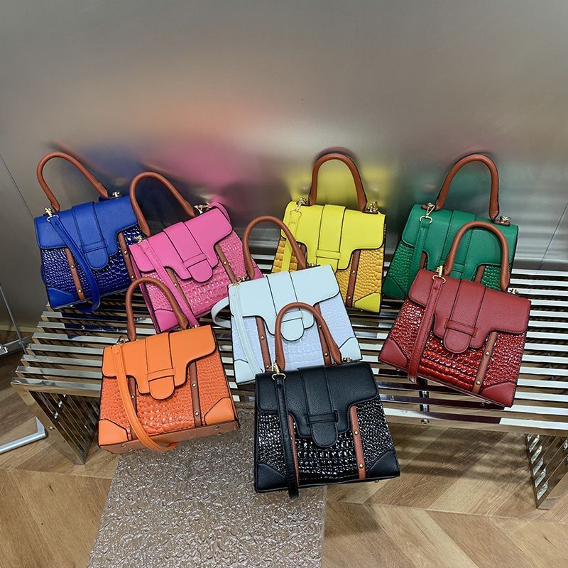 Women's Crocodile Print Color Handbag Fashion Large Capacity Single Shoulder Crossbody Small Square Bag