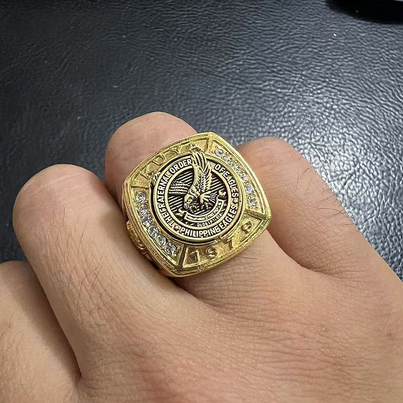 Hip Hop Vintage Square Eagle Casting Ring Stainless Steel Gold Plated Mens Jewelry