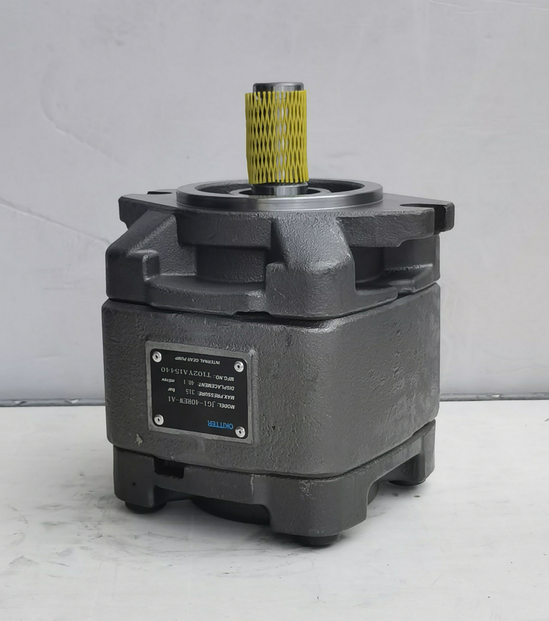 Low noise oil pump suitable for precision equipment and cross-border popular products