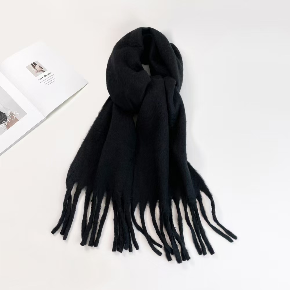 T257 scarf solid color hot sale warm medium long scarf winter shawl neck wear European and American