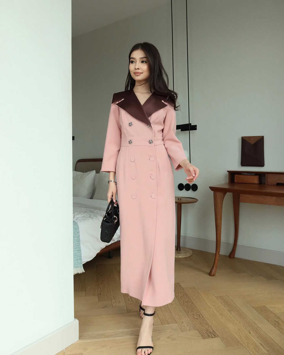 Customized Double Breasted Women Dress Contrast Color Peaked Lapel Ladies Prom Birthday Party Formal Wear Outfit One Jacket