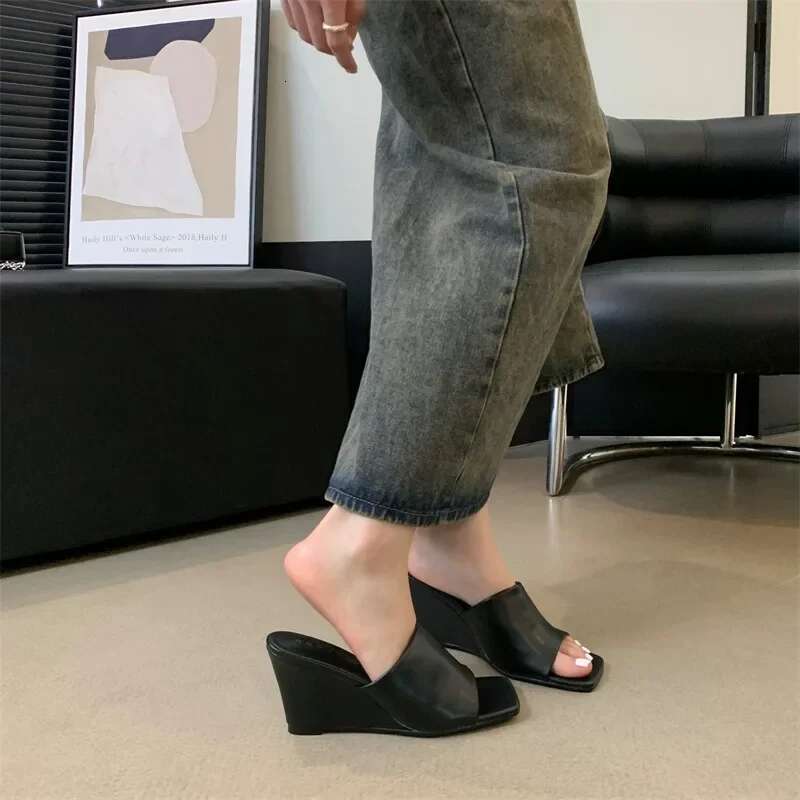 Open ToeSummer Quality Modern Slippers Women's Square Toe High Wedge Heel Outdoor Sandals