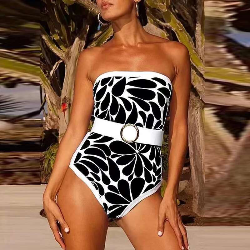 Women's European And American Style 2-Piece 2025 Graphic Cover Beach Cardigan&Tight Bodysuit Female Swimwear Bikini Set