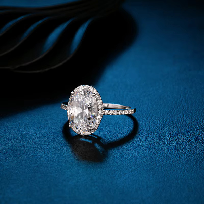 Moissanite 18K White Gold Ring Oval Cut 5CT VVS Lab Moissanite Diamond Engagement Ring Moissanite Ring Jewelry