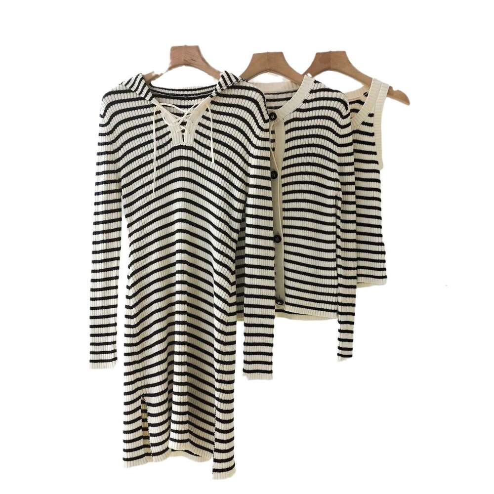 CD Home Summer New High End Wear Pure Cotton Knitted Shirt Women's Letter Button Temperament Slimming Striped Cardigan Coat