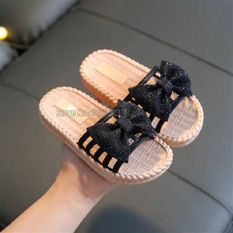New Summer Girls Sandals Slides Kids Beach Pleated Ruffles Princess Sweet Kids Slippers Bath Swimming Indoor Outdoor ShoesT250311