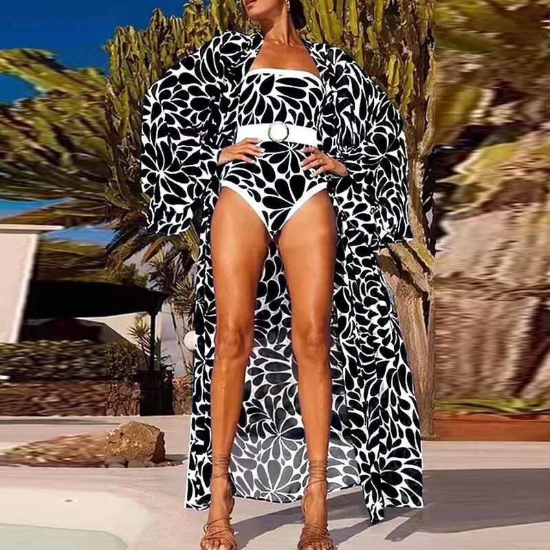 Women's European And American Style 2-Piece 2025 Graphic Cover Beach Cardigan&Tight Bodysuit Female Swimwear Bikini Set