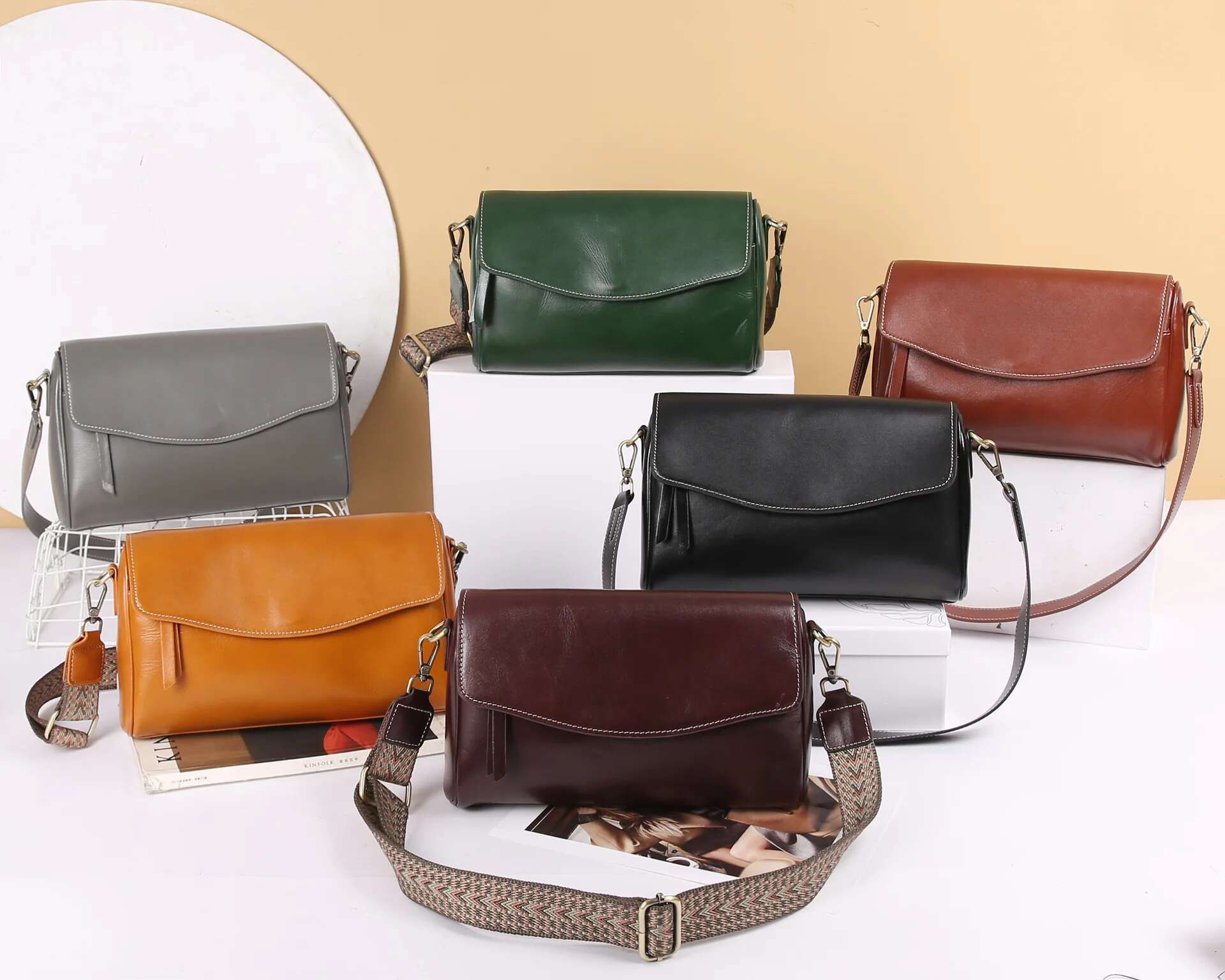 Top-Grain Women's - Genuine Leather Shoulder & Crossbody Purse, Practical Saddle Bag For Daily Wear And Commuting