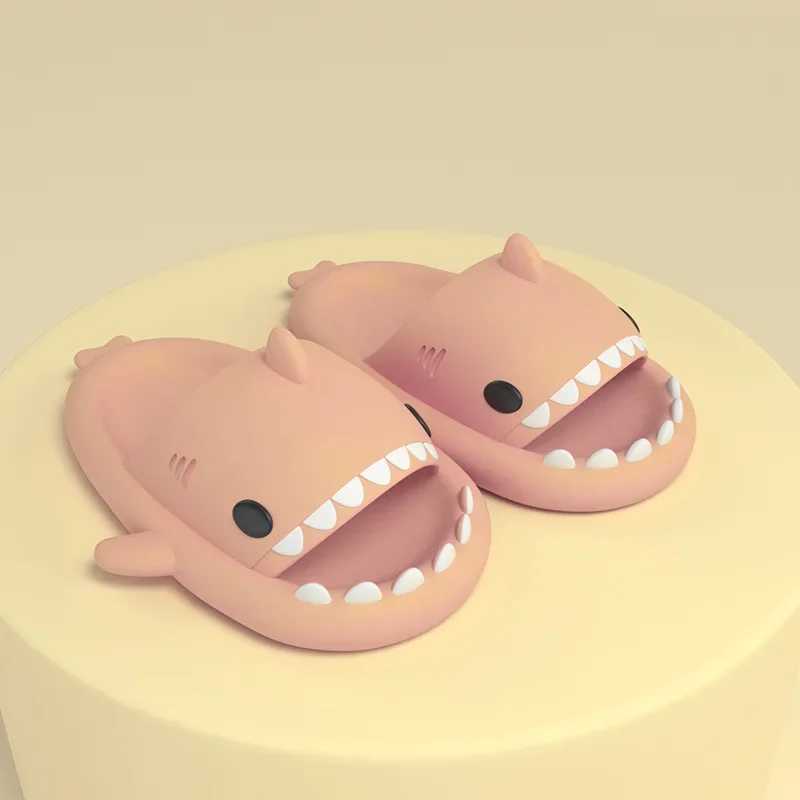 Summer Children Slippers Boy Girl Outdoor Beach Shoes Cartoon Shark Home Indoors Shower Flip Flops Soft Comfortable Kid FootwearT250311