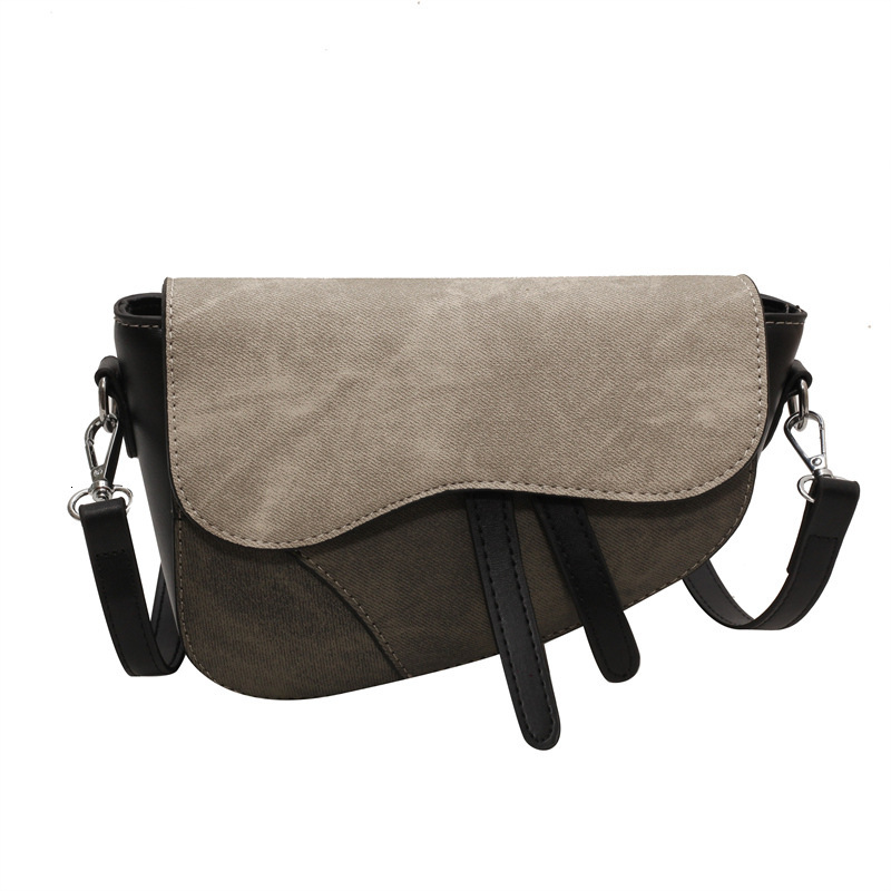 This Year's Popular French Style Niche, Simple, High-End, Fashionable Saddle For Women, Versatile, Contrasting, Stylish Commuting Crossbody Bag