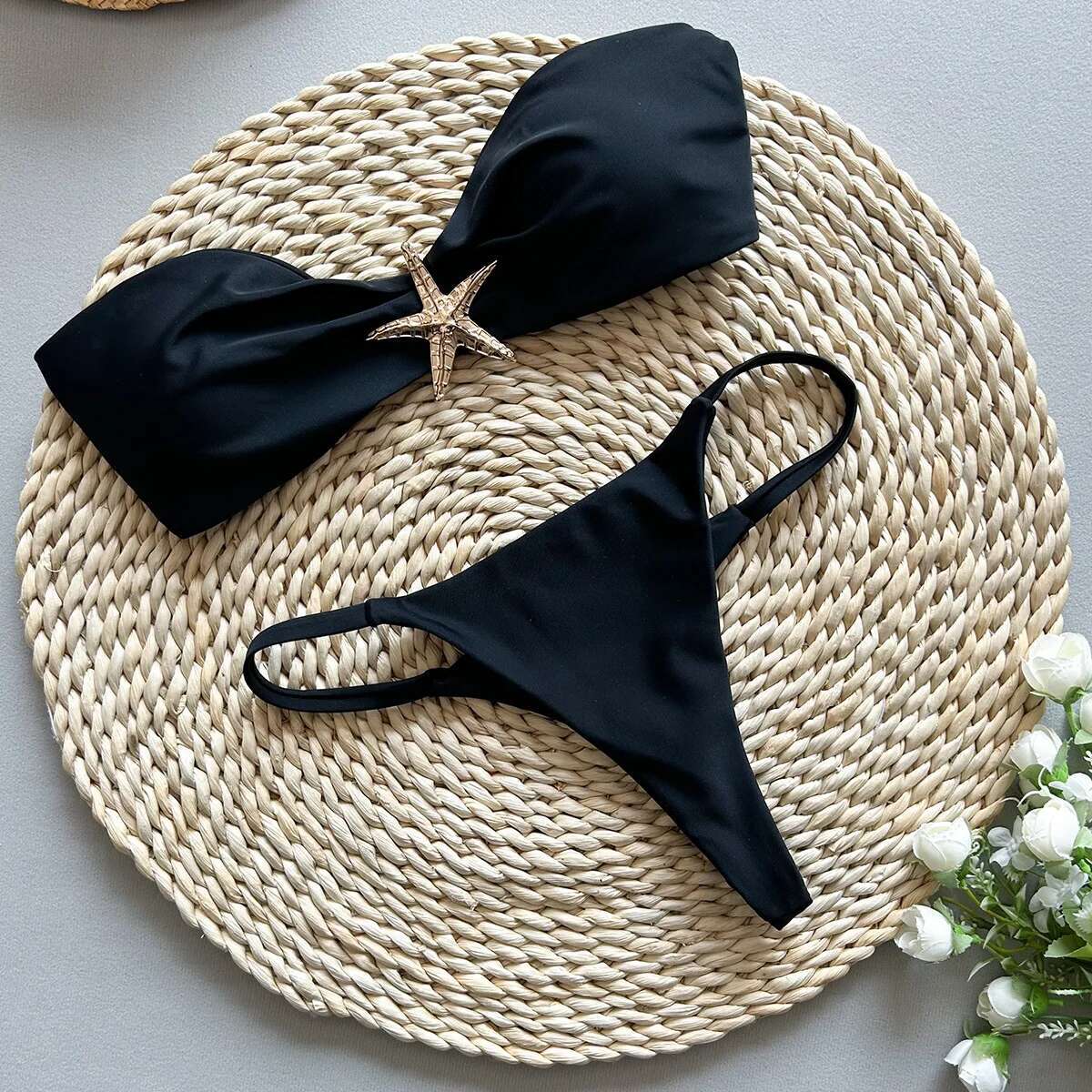 2025 New Women's Swimsuit Fashion Sexy Women's Designer Swimsuit Bikini Set Solid Color Strapless Split Swimsuit Beach Wear