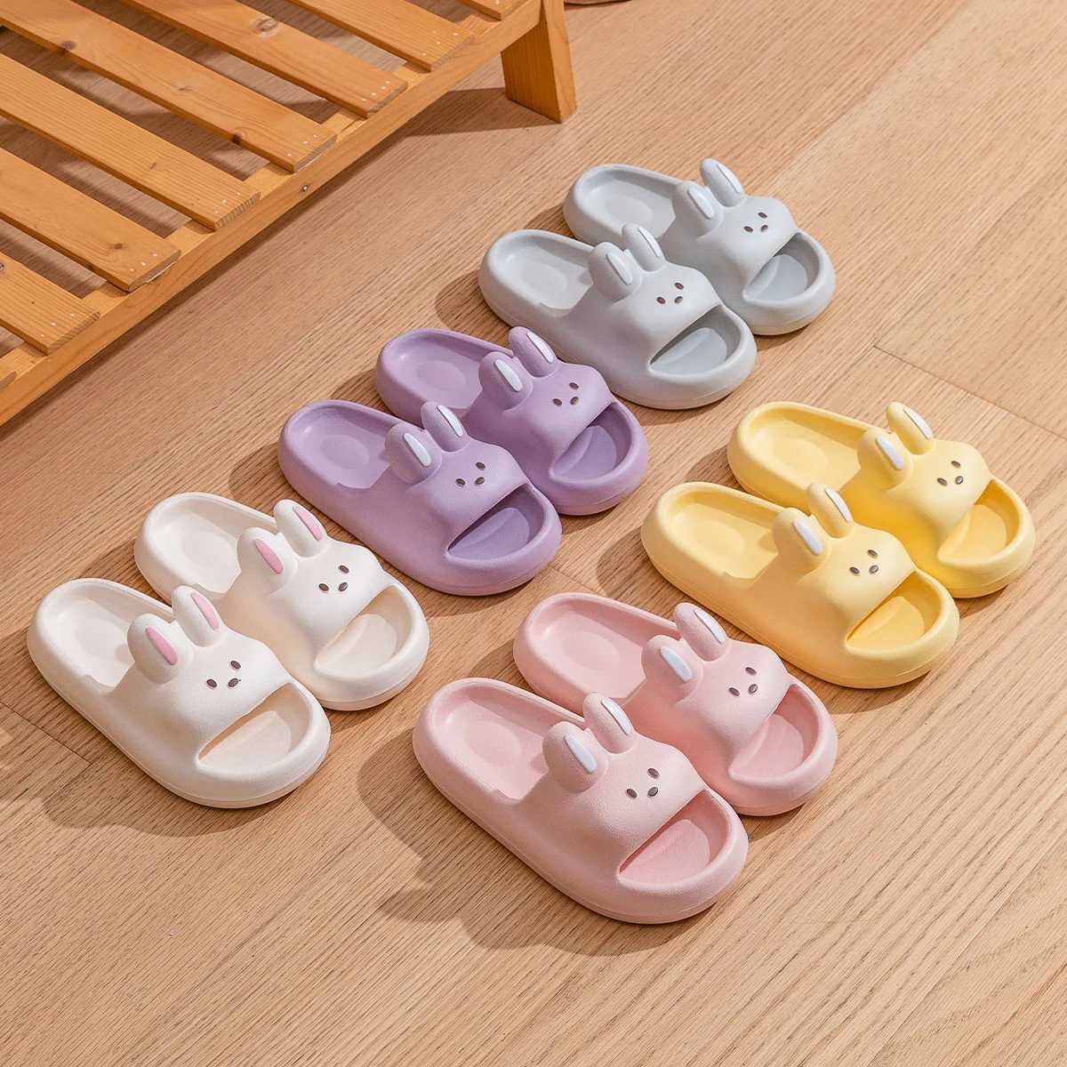 2025 New Summer Kids Slippers Girls Princess Cartoon Cute Non-Slip Bathroom Shower Parent-Child Cool Sandals for GirlsT250311