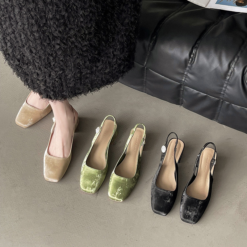 Baotou Sandals 2025 Spring summer Outdoor Casual Sandals Coarse Heels Square Head Shoes High Heels Fashion Designer Light Luxury Women s Single Shoes