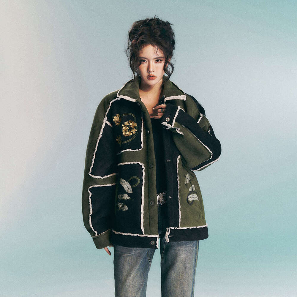 Jiayiku Trendy Brand 2024 New Winter Cotton Jacket With Flower Embroidery, Splitting Cutting, And Color Contrasting Lamb Fleece Coat