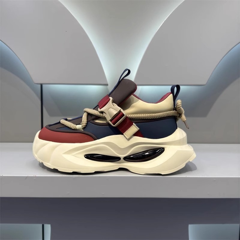 2025 Spring And Autumn New Comfortable Soft Soled Sports Shoes Outdoor Training Running Men s Fashion Designer Multi Functional Low Cut Sports Leisure