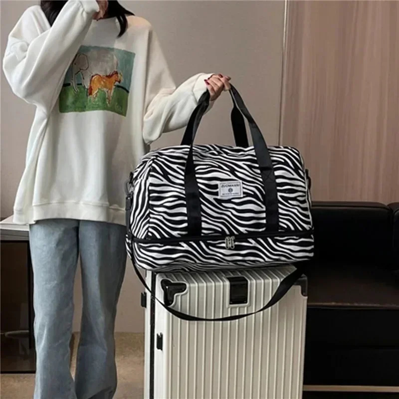 Animal pattern shoulder bag travel storage 250311