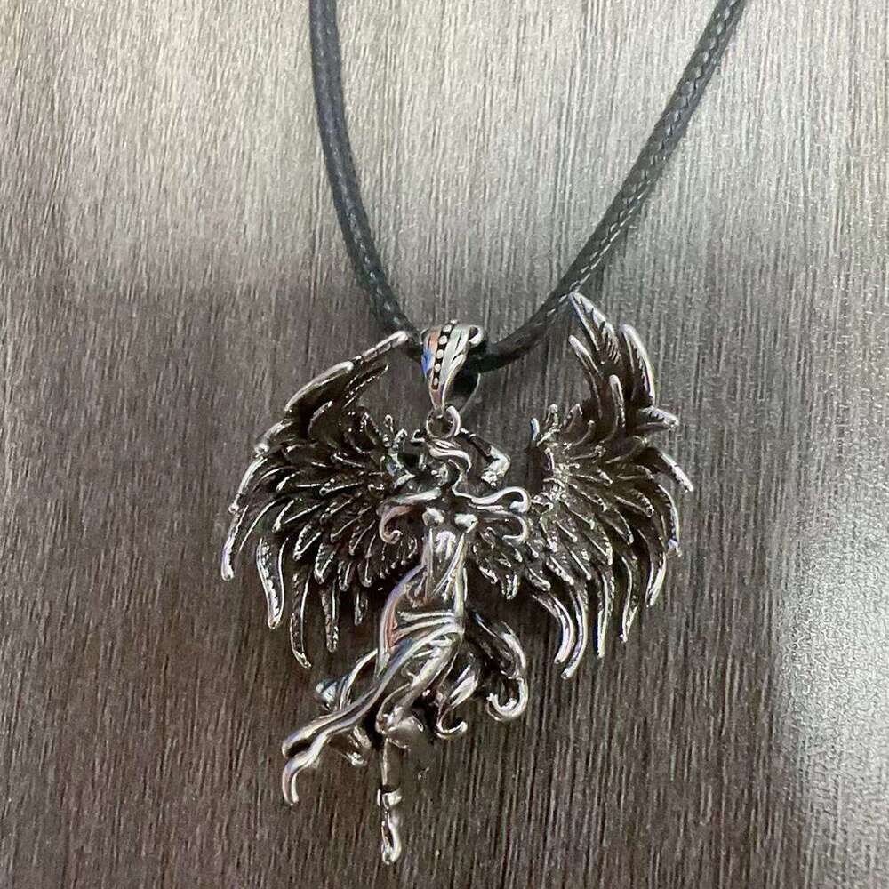 Evil Angel Necklace Unisex Punk Fashion Style Versatile Personalized Accessories