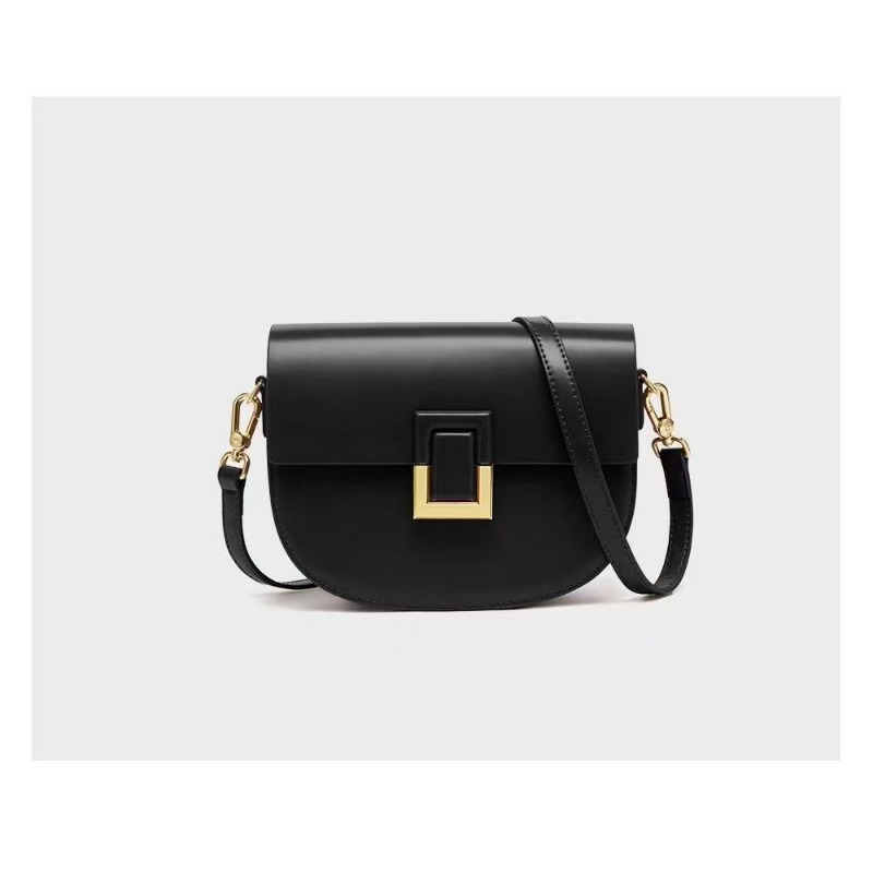 Elegant Women's Saddle-Style Messenger Bag Chic Shoulder Carryall for Everyday Use