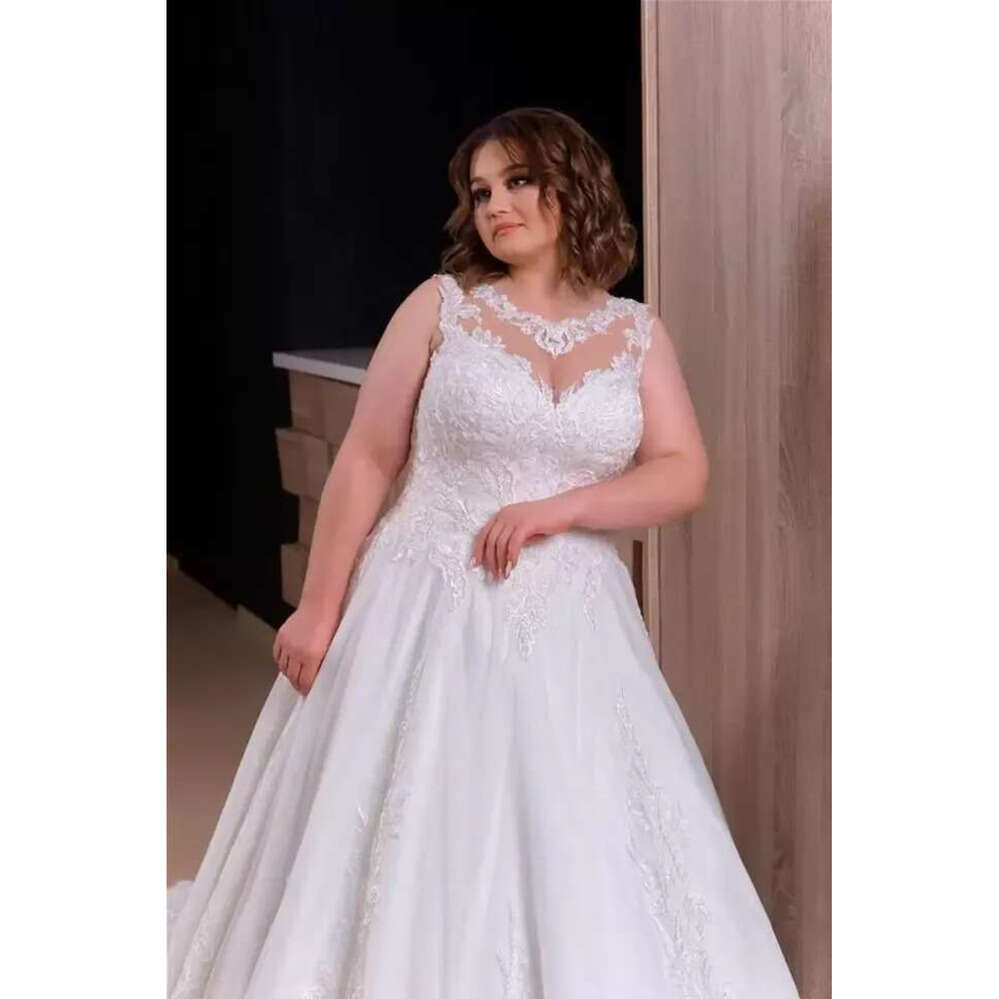 2023 Vintage Plus Size A E Dress Jewel Neck Lace Appliqued Ivory Tulle Bridal Dresses Long Wedding Gowns Sleeveless Summer Robes De