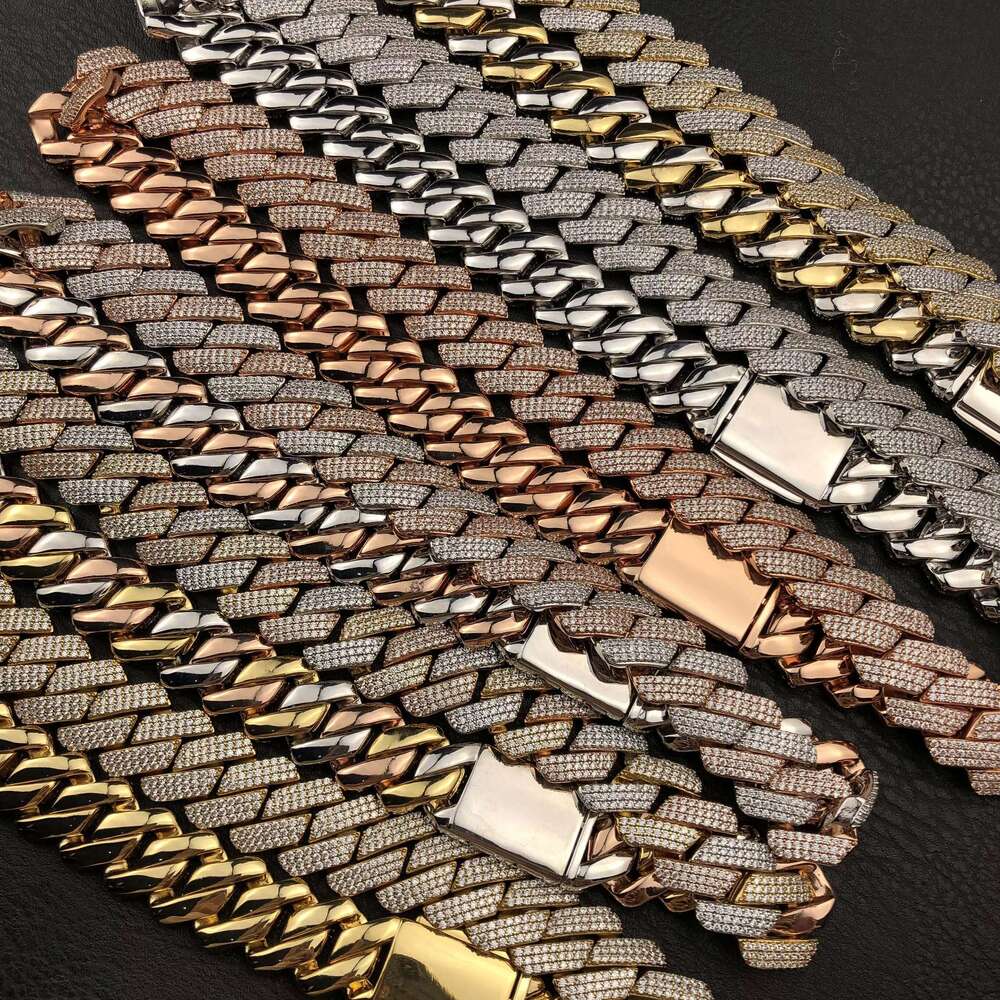 The most popular Miami hip-hop fashion sier, gold, rose gold Cuban chain with round cut high-quality Moissanite necklace
