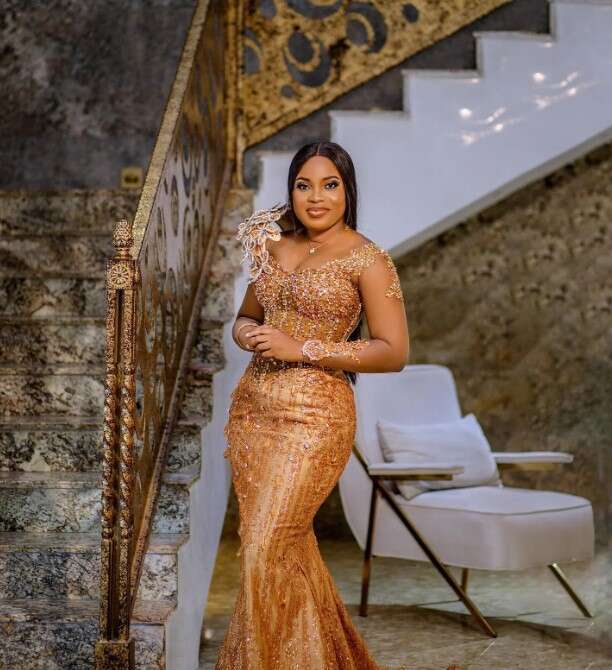 Plus Size Gold Aso Ebi Prom Dresses for Black Women Promdress Mermaid Long Sleeves Appliqued Beaded Lace Crystals Birthday Dress Second Reception Gown