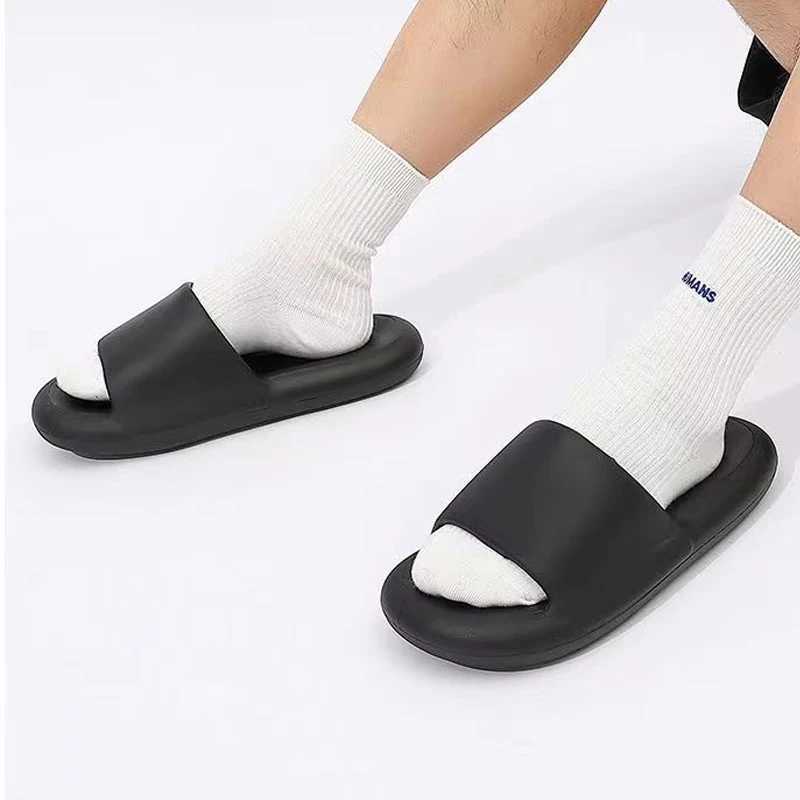 Crestar Summer New Platform Slippers For Women Fashion Soft Cloud Outdoor Beach Sandals Couple Indoor Antiskid EVA Bath SlidesT250311