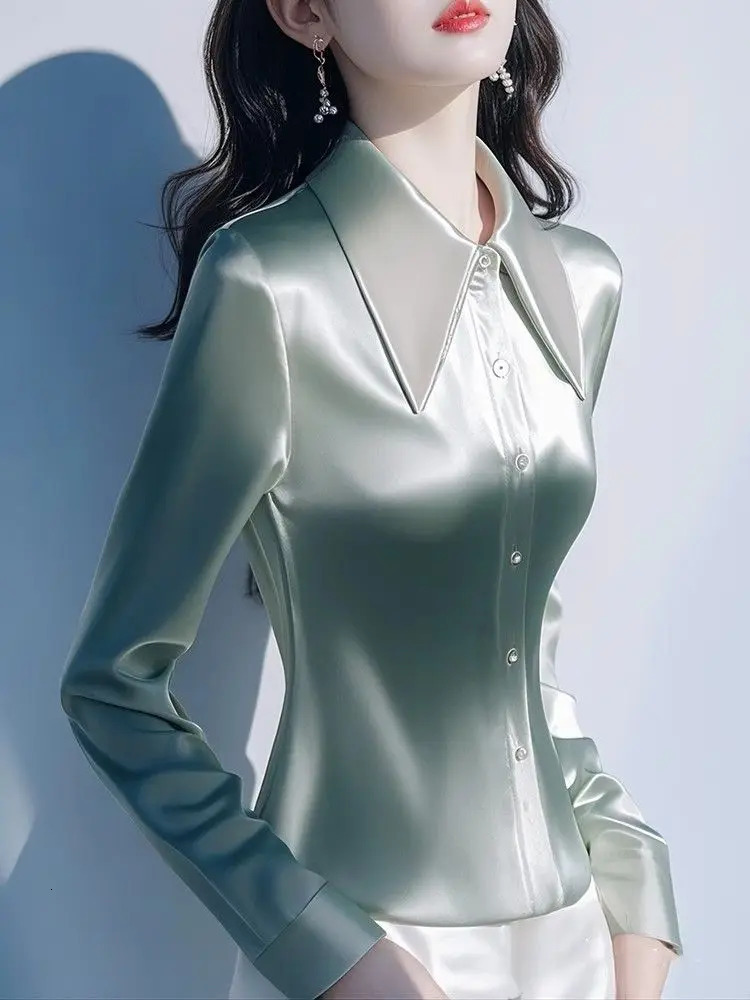 Green Satin Shirt for Women Early Spring Waisthugging Professional Commuting Cardigan 250310