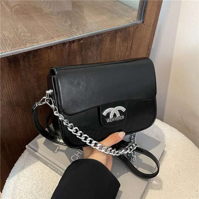 leisure new fashionable commuting shopping chic style crossbody trend bag designer trendy retro minimalist design