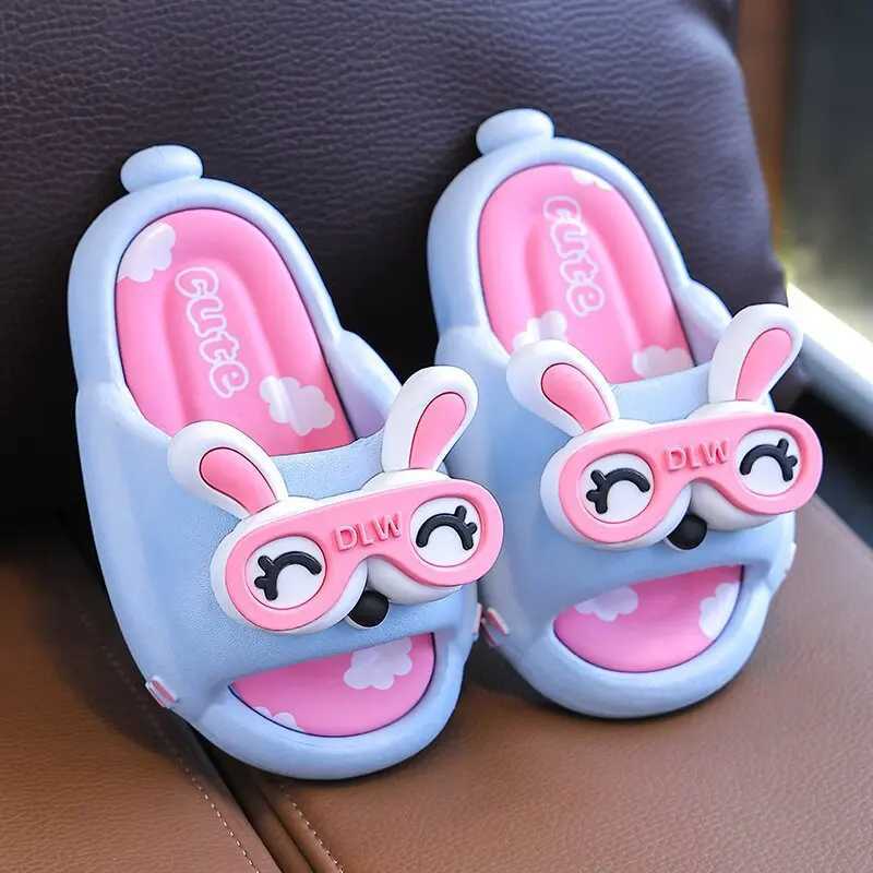 Cute Cartoon Childrens Slippers Breathable Anti-Slip Soft Bottoms Summer Baby Boys and Girls Bathroom Shower Room SlipperT250311