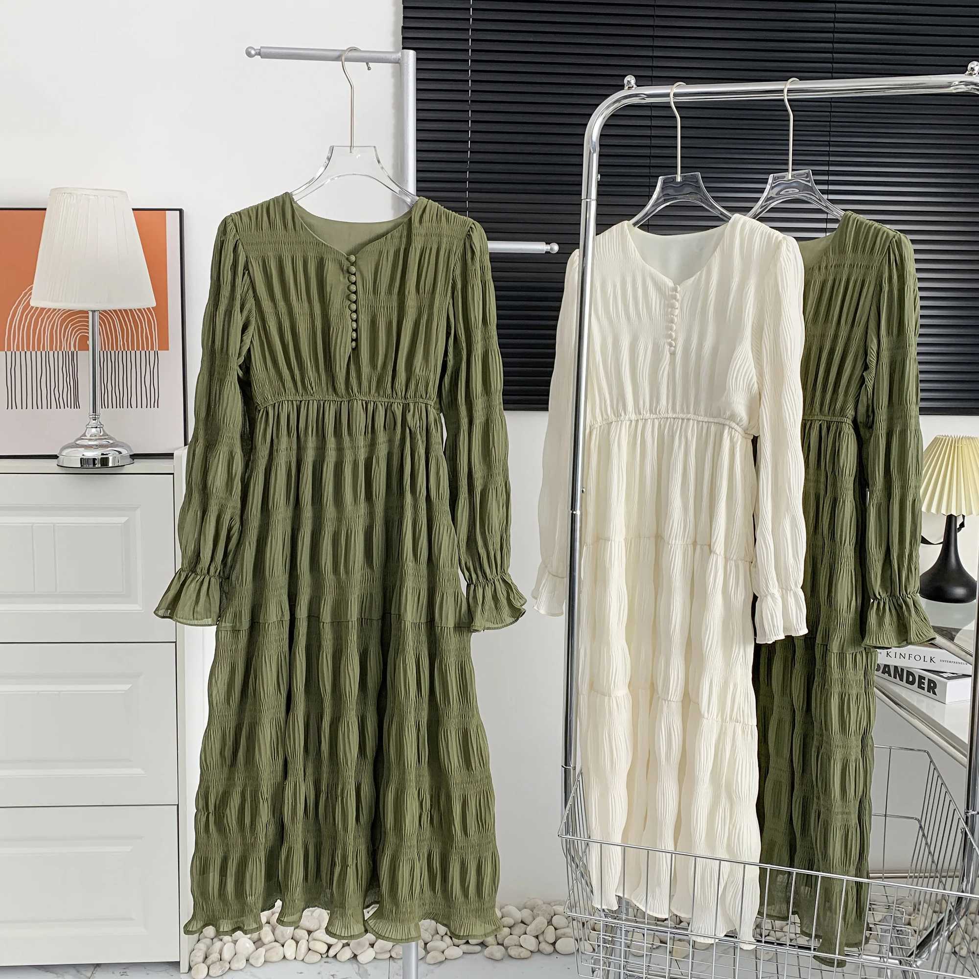 Korean Style 2025 Spring Loose Elegant Maternity Dress Ruffled Long Sleeve Pregnant Woman Mermaid Dress Sweet Pleated DressesT250311