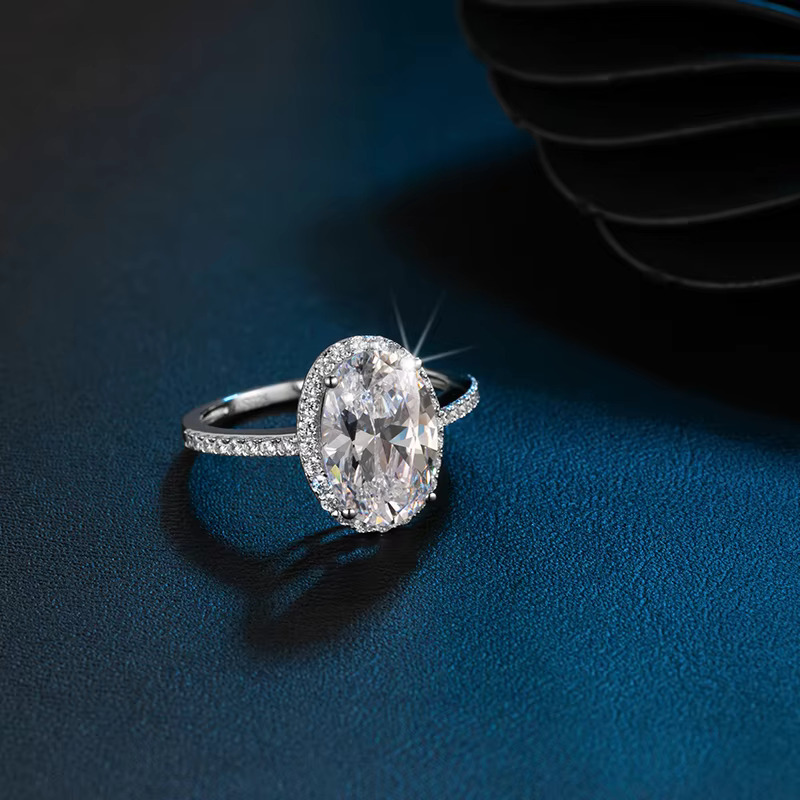 Moissanite 18K White Gold Ring Oval Cut 5CT VVS Lab Moissanite Diamond Engagement Ring Moissanite Ring Jewelry
