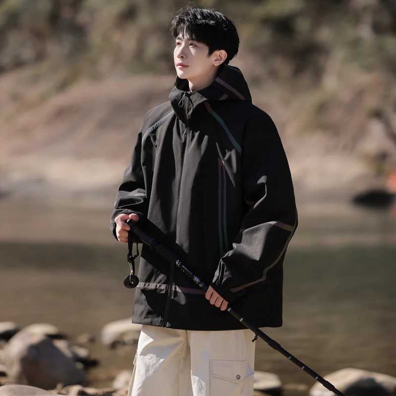 CHRLCK Mens Waterproof Hiking Jacket Laser Reflective Windbreaker Women Camping Trekking Fishing Jackets Windproof CoatsT250311