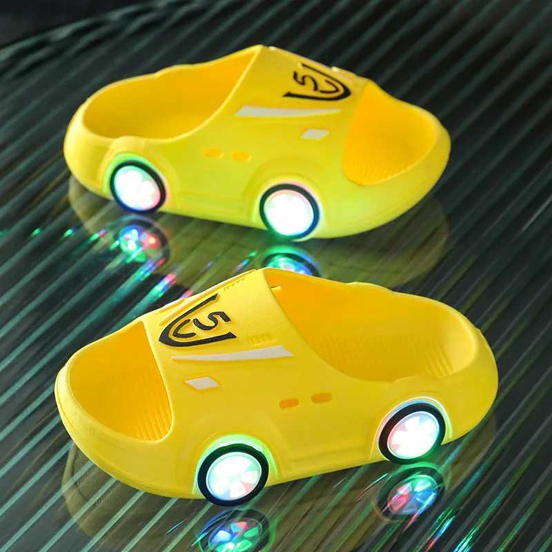 New Summer Slippers Boys Girls Non-slip Cartoon Car Luminous Soft Sole Outer Wear Slippers Kids Footwear Luminous for KidsT250311