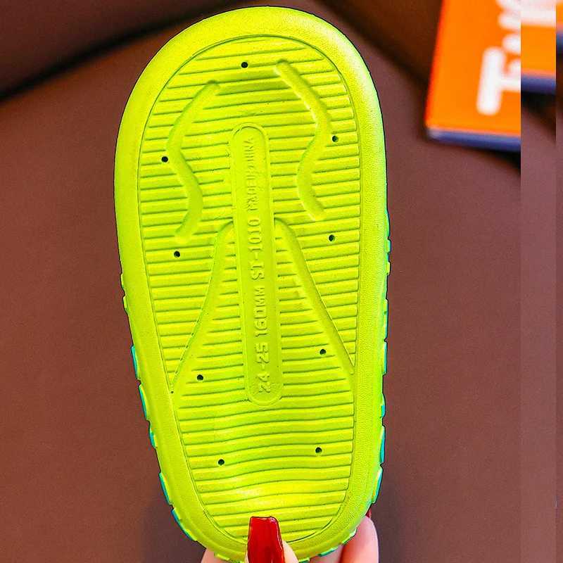 New Kids Shoes Summer sandals and slippers Girl Boys dinosaur Slippers Children Slippers Pantoufle Enfant Baby Shoes HausschuheT250311