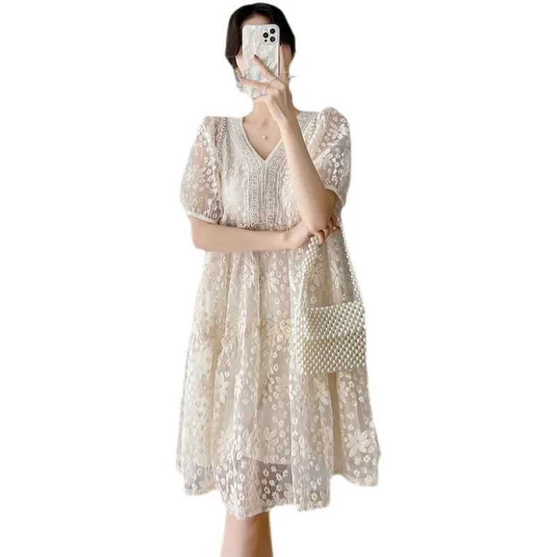 2022 Palace Style Maternity Dress Summer Fashion Embroidery Lace Short-sleeved Loose Casual Skirt Summer New Elegant PregnancyT250311