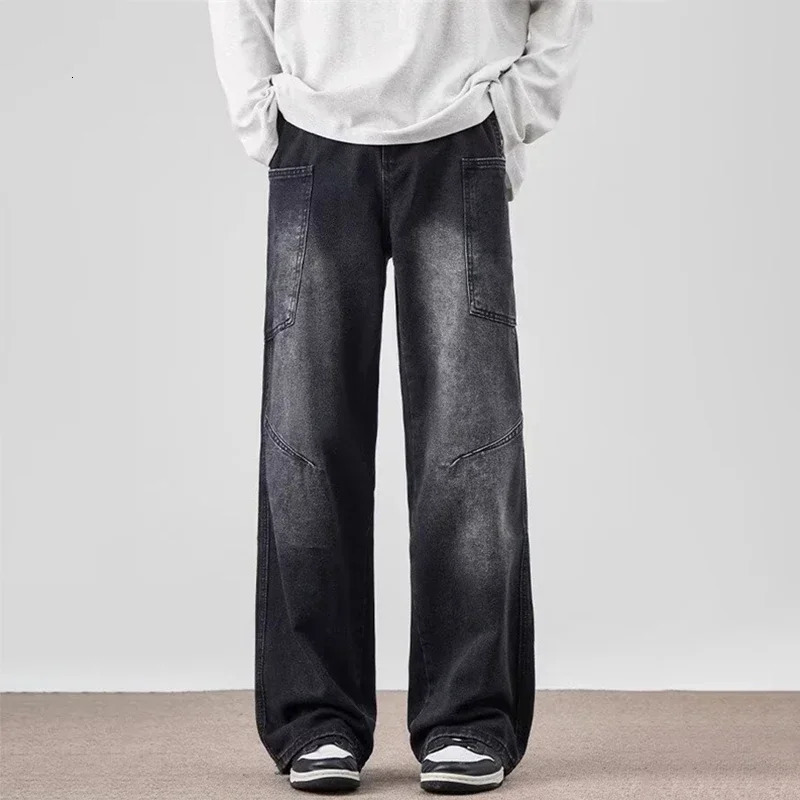 Spring Mens Vintage MultiPocket Cargo Jeans Y2K Distressed Baggy Denim Pants High Street Straight Wide Leg Jean 250311