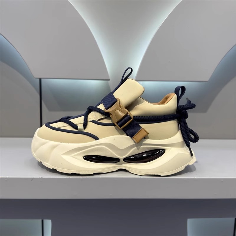 2025 Spring And Autumn New Comfortable Soft Soled Sports Shoes Outdoor Training Running Men s Fashion Designer Multi Functional Low Cut Sports Leisure