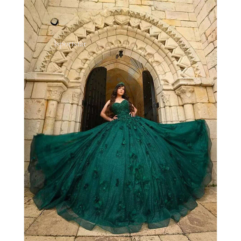 Emerald Green Quinceanera Dresses Birthday Princess Beads Dias Crystals wer Appliques Sweet 15 Years Girl Customized