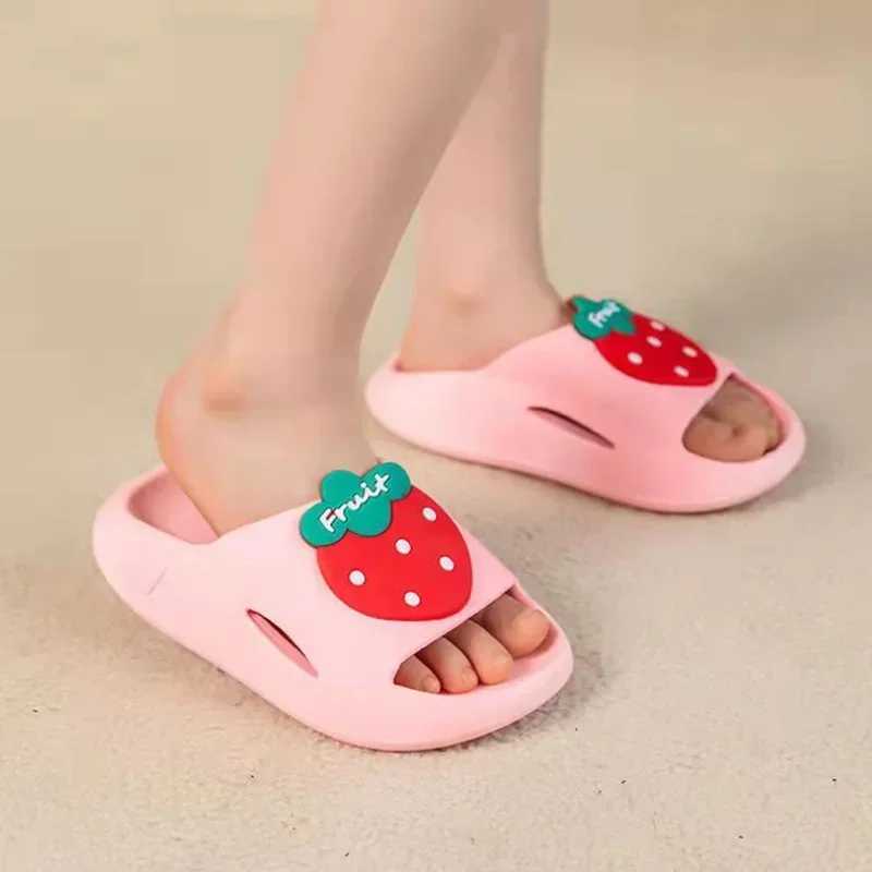 Summer Cartoon Strawberry Kids Slippers for Boys Beach Indoor Slippers Cute Girl Shoes Home Soft Non-Slip Cute Children SlippersT250311