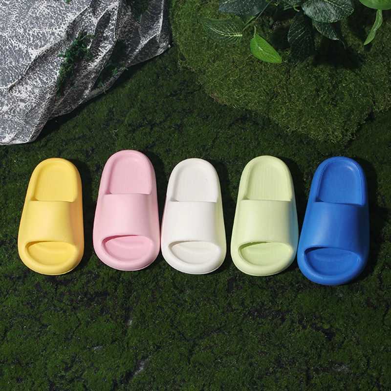 Childrens home slippers baby shoes with exposed toes indoor and outdoor simple and fashionable seasonal slippersT250311