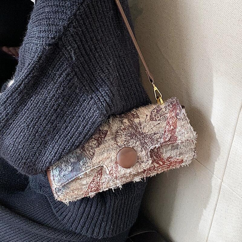 Large Capacity Underarm Women, Versatile For Autumn And Winter 2024, New Niche Design, High-End Women's Shoulder
