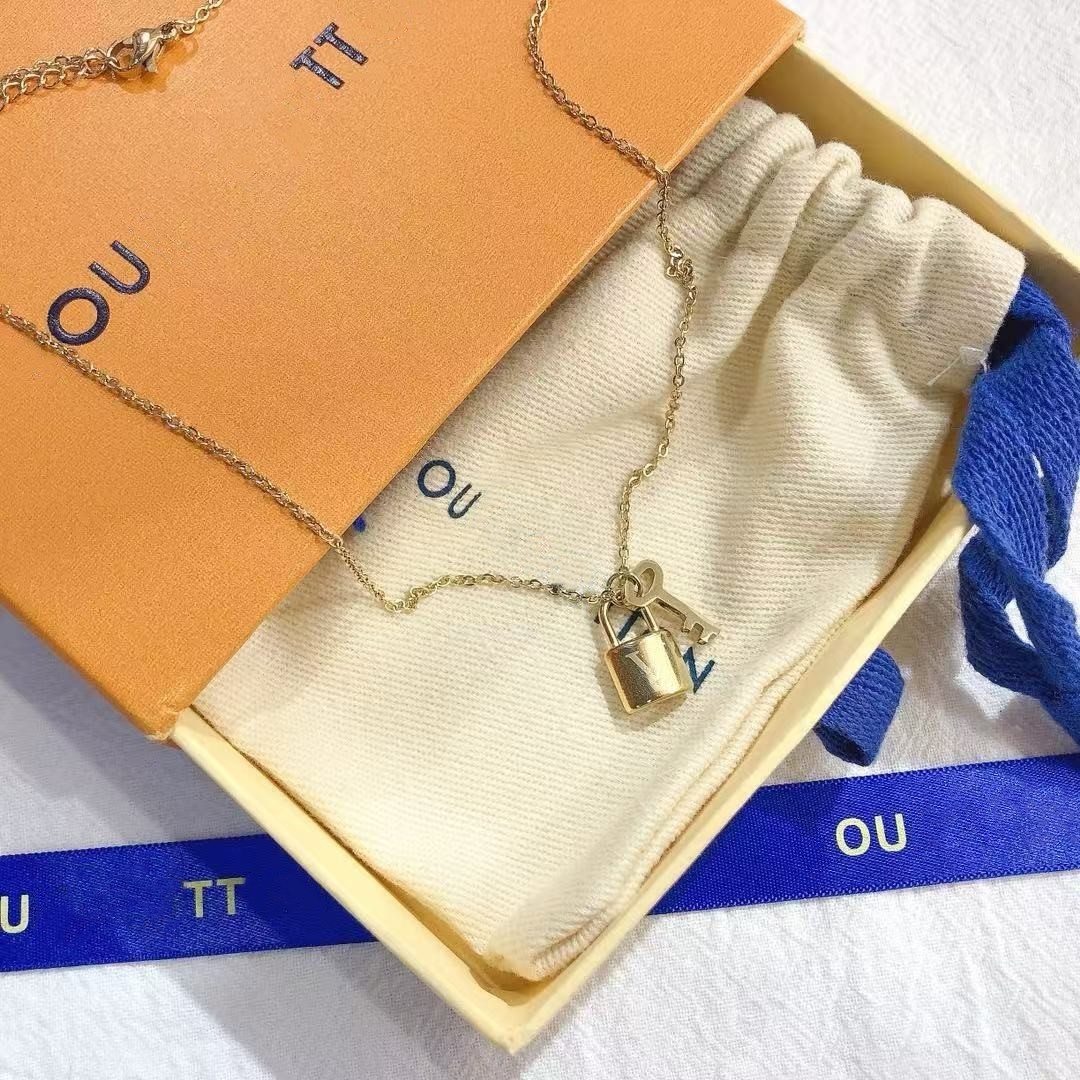 designer necklace jewelry 925 heart necklace jewelry designer pendant necklace Vintage 18k gold plated double heart silver chain stainless steel necklaces gift