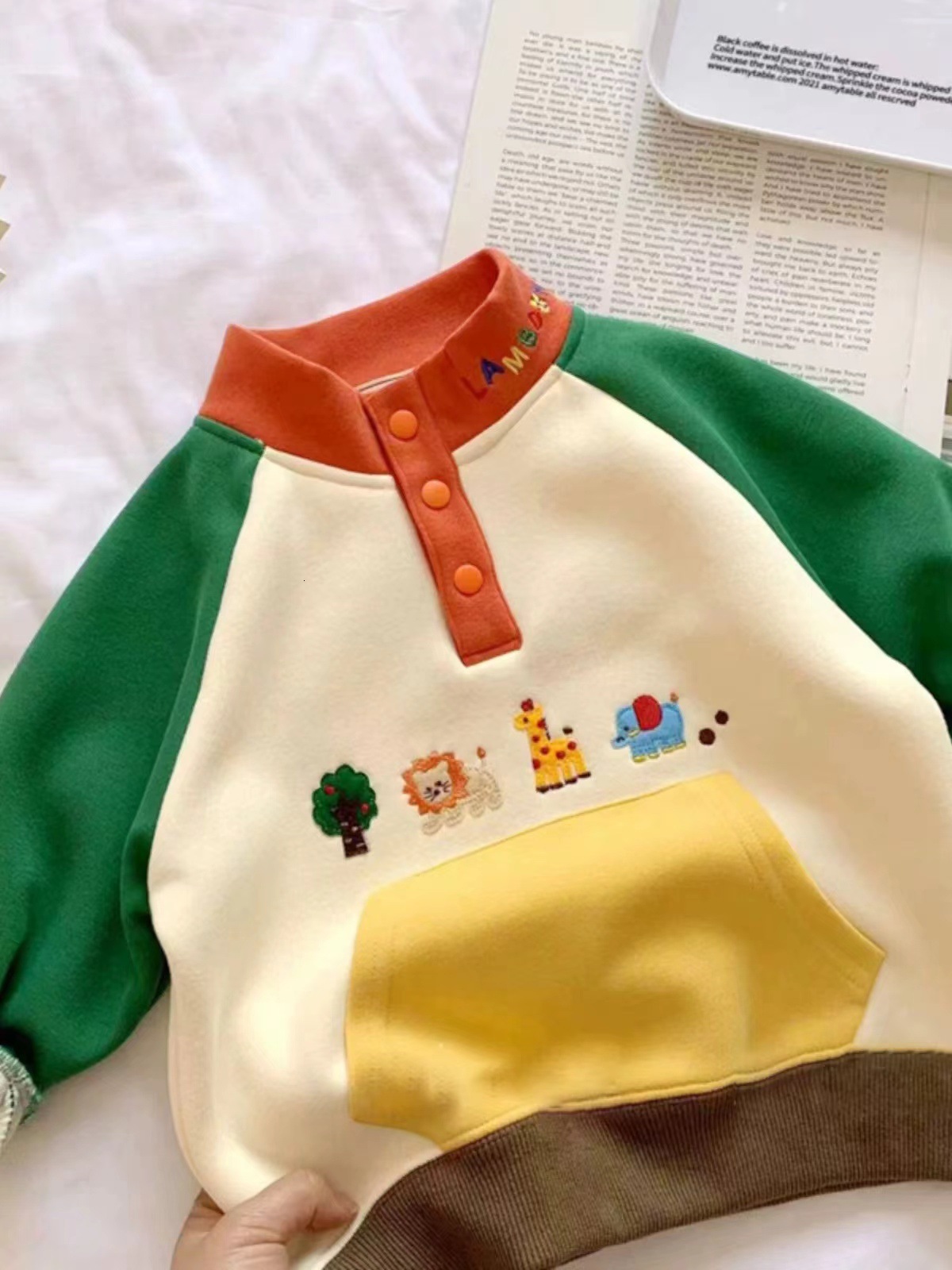 Ddmyshoesvip Children New Round Neck Hoodie Small Medium Sized Loose Top Cartoon Men S And Women S Autumn Fashion