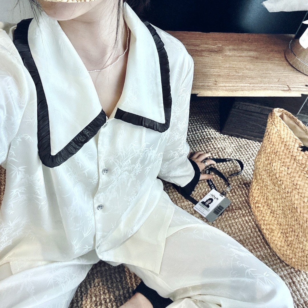 B768-Spring new arrival long-sleeved ice silk pajamas for women Korean style silk sweet large lapel home clothes thin suit