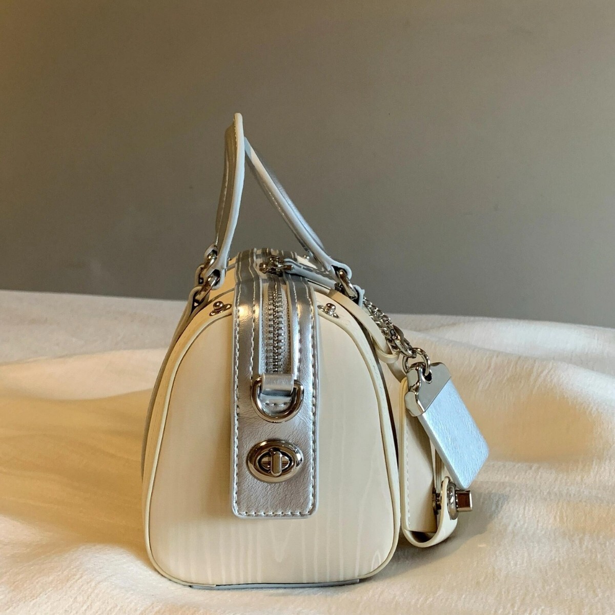 Korean Niche Design Single Shoulder Slanted Boston Bag Fashion Designer Handbag