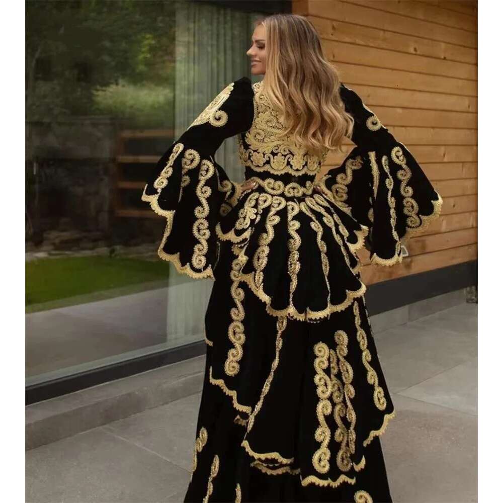 2025 Traditional Kosovo Albanian Evening Dress Kaftan Moroccan Long Sleeve Gold Applique Muslim Arabic Prom Gown