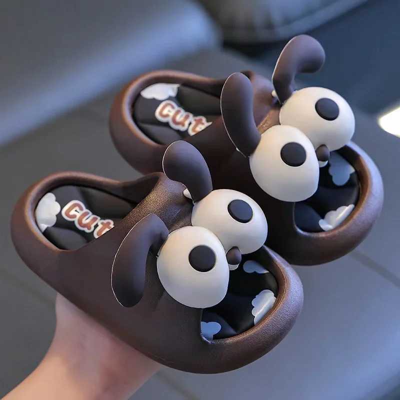 Summer Childrens Sandals and Slippers for Boys and Girls Baby Non-Slip Soft Bottom Indoor Bath Parent-Child Children SandalsT250311