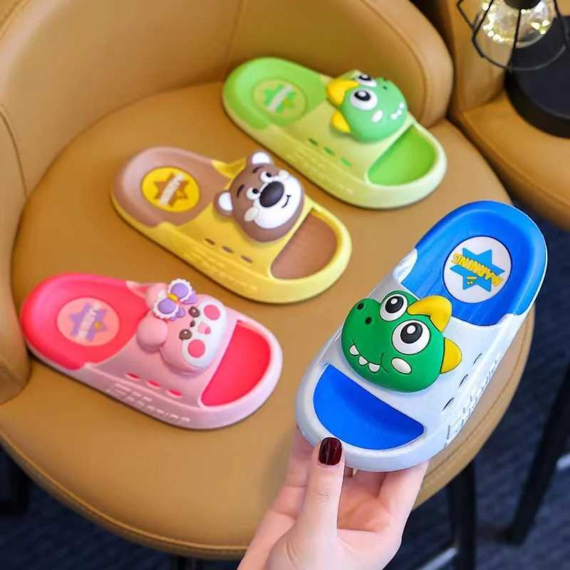 New Summer Children Slippers Cute Cartoon Dinosaur Bear Trim Sandals For Boys Girls Bathe Flip Flops Non-Slip Home Kids ShoesT250311